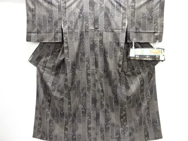 Japanese Kimono / Tsumugi Omeshi Silk